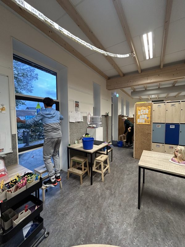 Schoonmaak op school